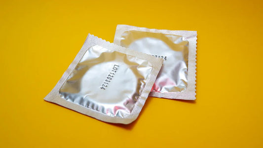 How to Choose Condoms and How to Use a Condom Properly