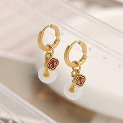 Chinese-style earrings with a luxurious and sophisticated vibe